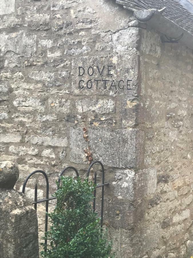 Dove Cottage Bisley  外观 照片